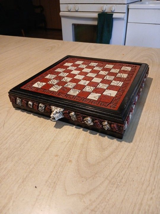 Chess Game Azteca And Spanish