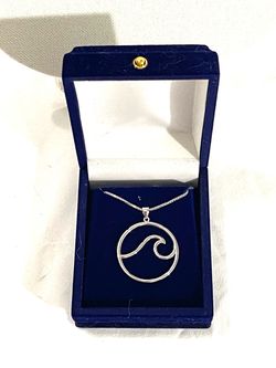 Brand new made by (BOMA) jewelry .925 silver wave water element circle pendant with silver necklace
