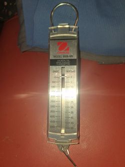 Ohaus Model 8008-MN Spring Scale