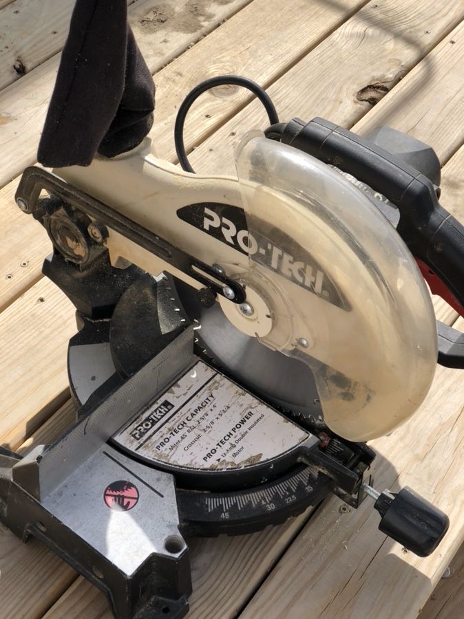 Protech 10 inch miter saw outlet