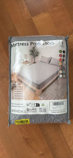 Grey Quilted Mattress Protector California King