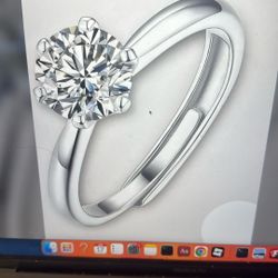 Moissanite Engagement Ring VVS1