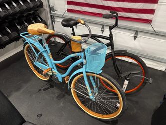 2 Beach Cruiser Bikes + Schwinn Pump – Men’s & Women’s