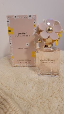 DAISY MARC JACOBS EAU SO FRESH $65