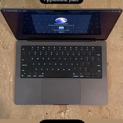 Newest MacBook Pro 14 M4 Pro 24GB 512GB Like New