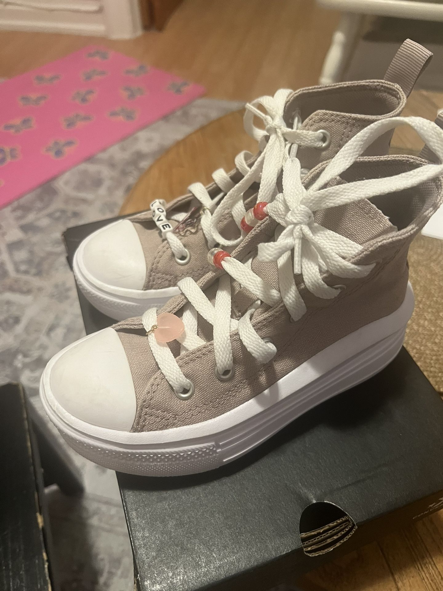 Converse