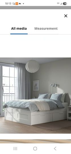 Queen bed
