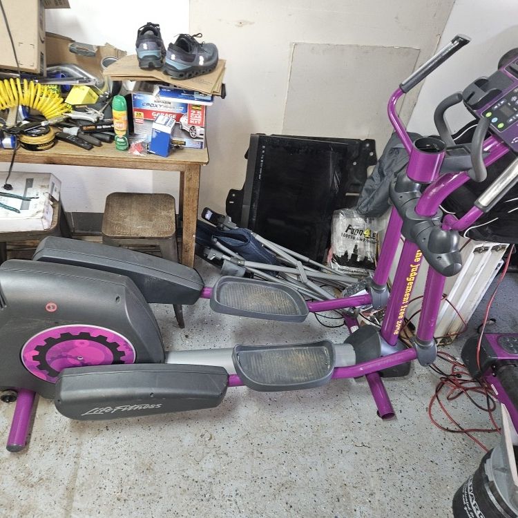 Exercise Elliptical Machine