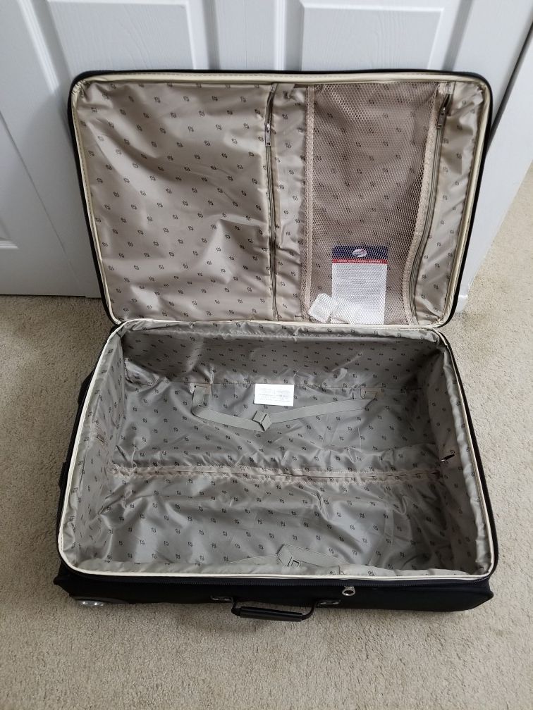 3 Piece American Tourister Bonneville for Sale in Hoffman Estates, IL