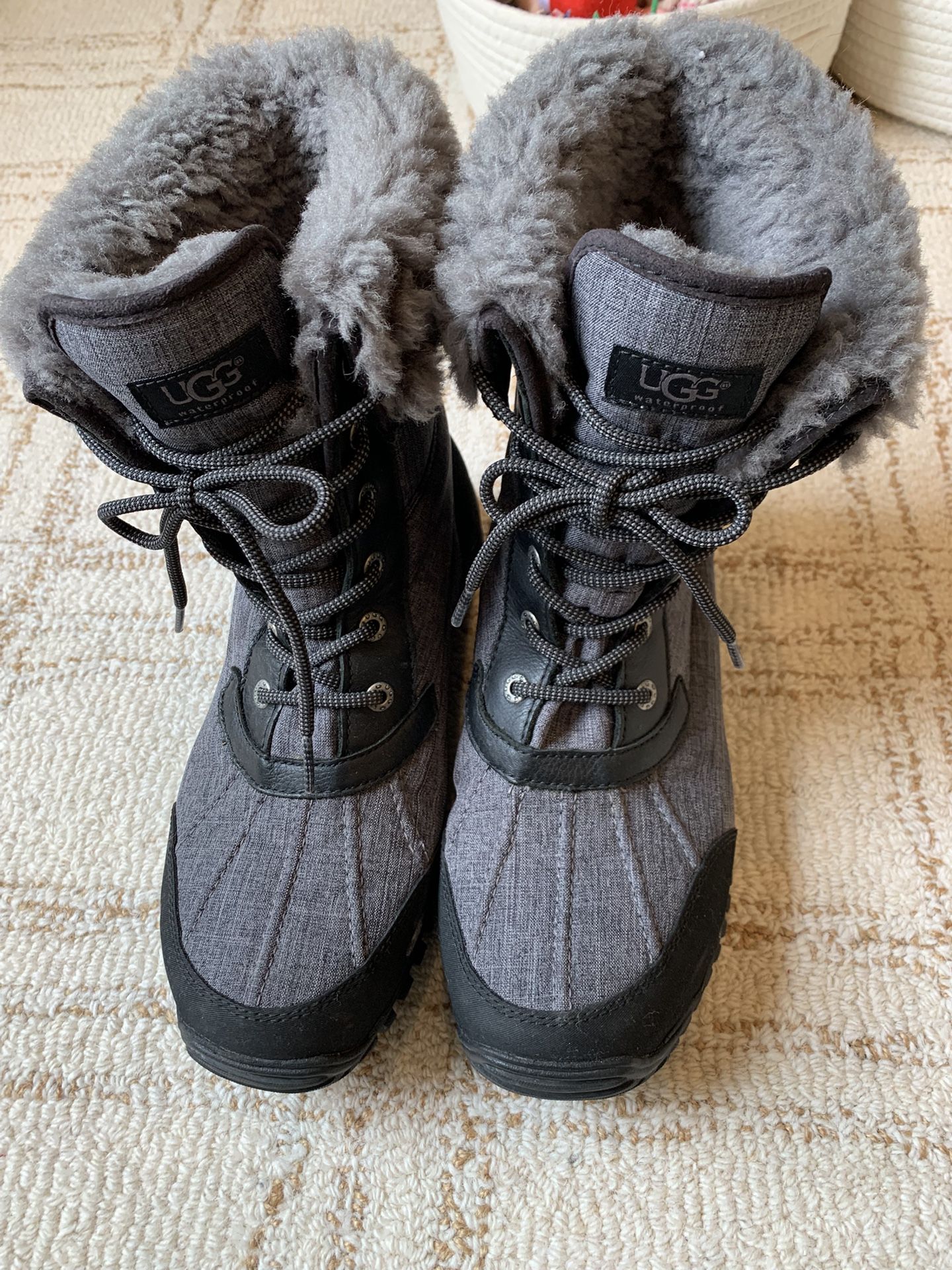 Ugg Women’s 11 Waterproof Boots