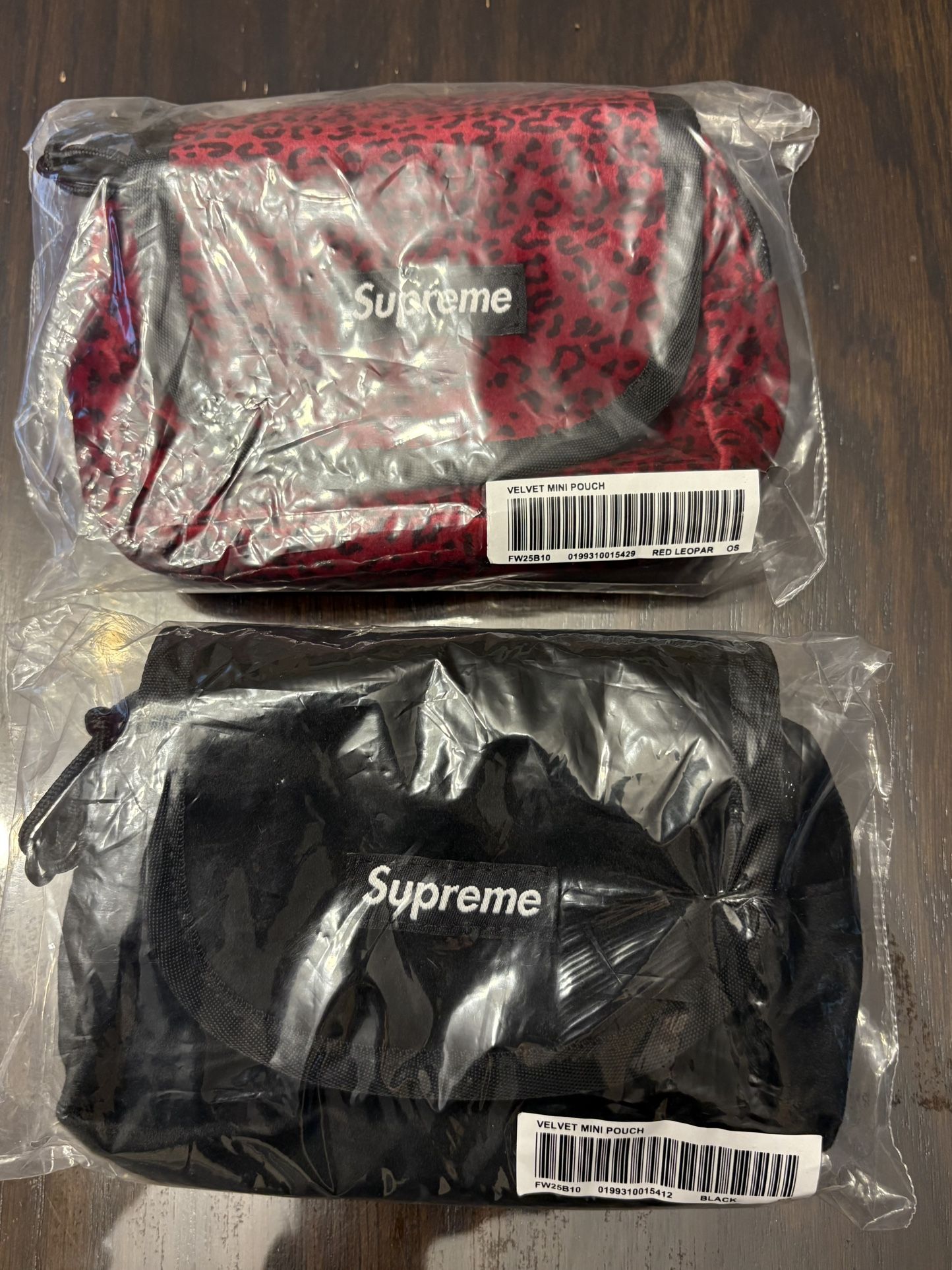 Supreme Velvet Mini Pouch 
