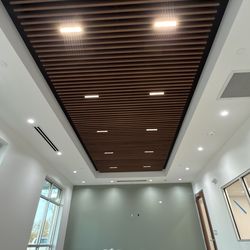 Wood grille forté ceiling decoration