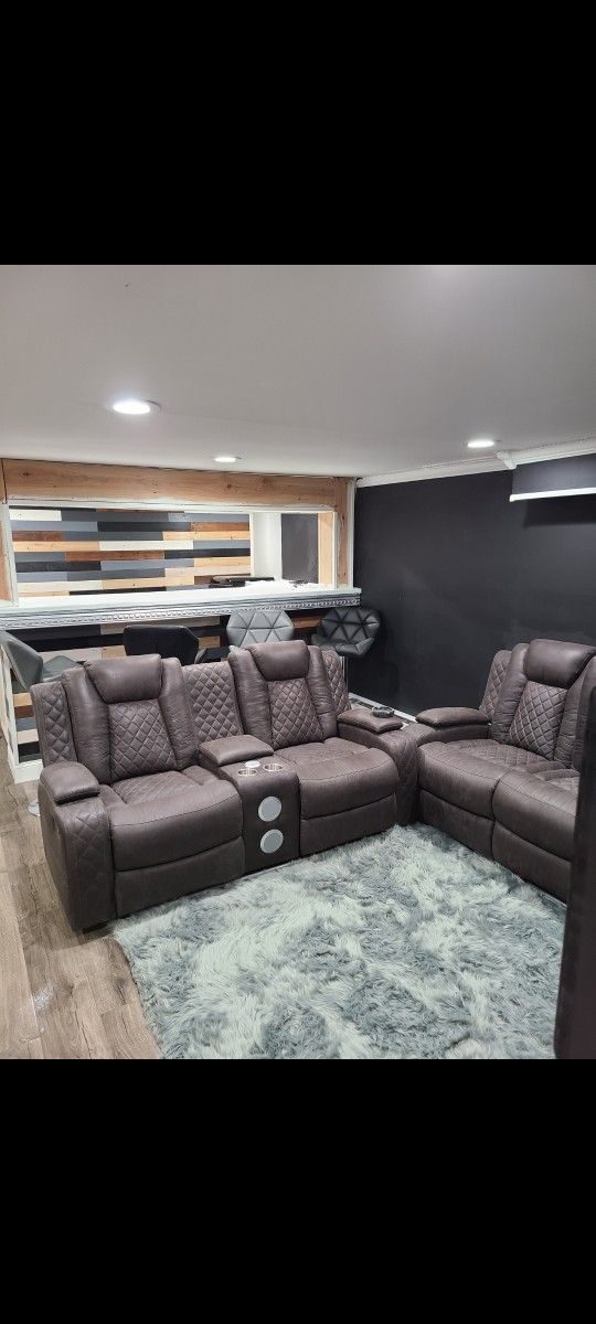 Sofa And Loveseat L.e.d Bluetooth Speaker/reclining/wireless Charger 