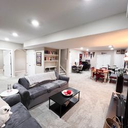 Couch & Sofa