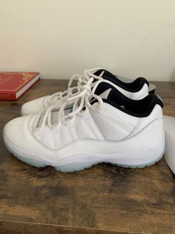 Jordan 11 Legend Blue