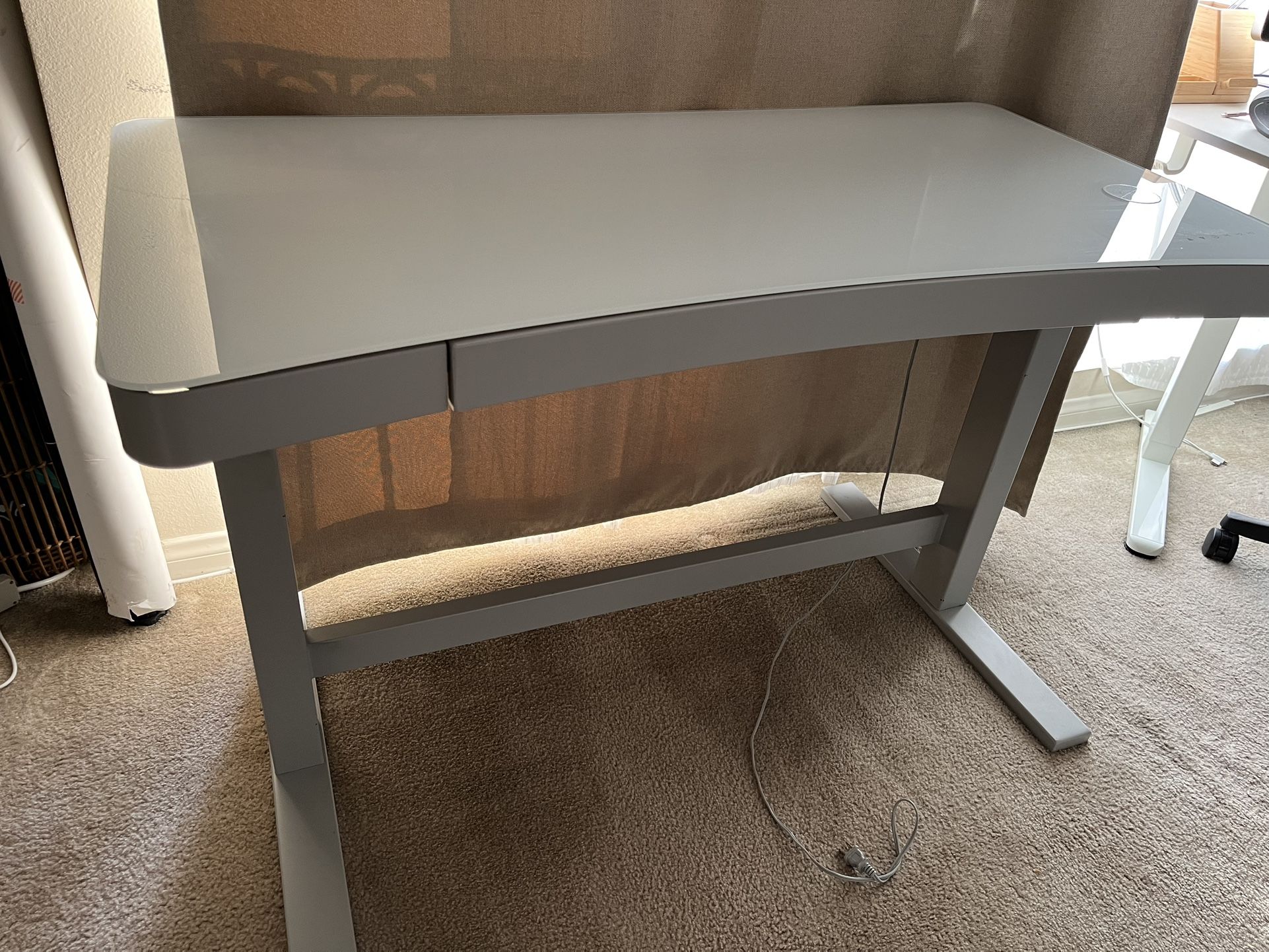 Tresanti Sit To Standing Desk