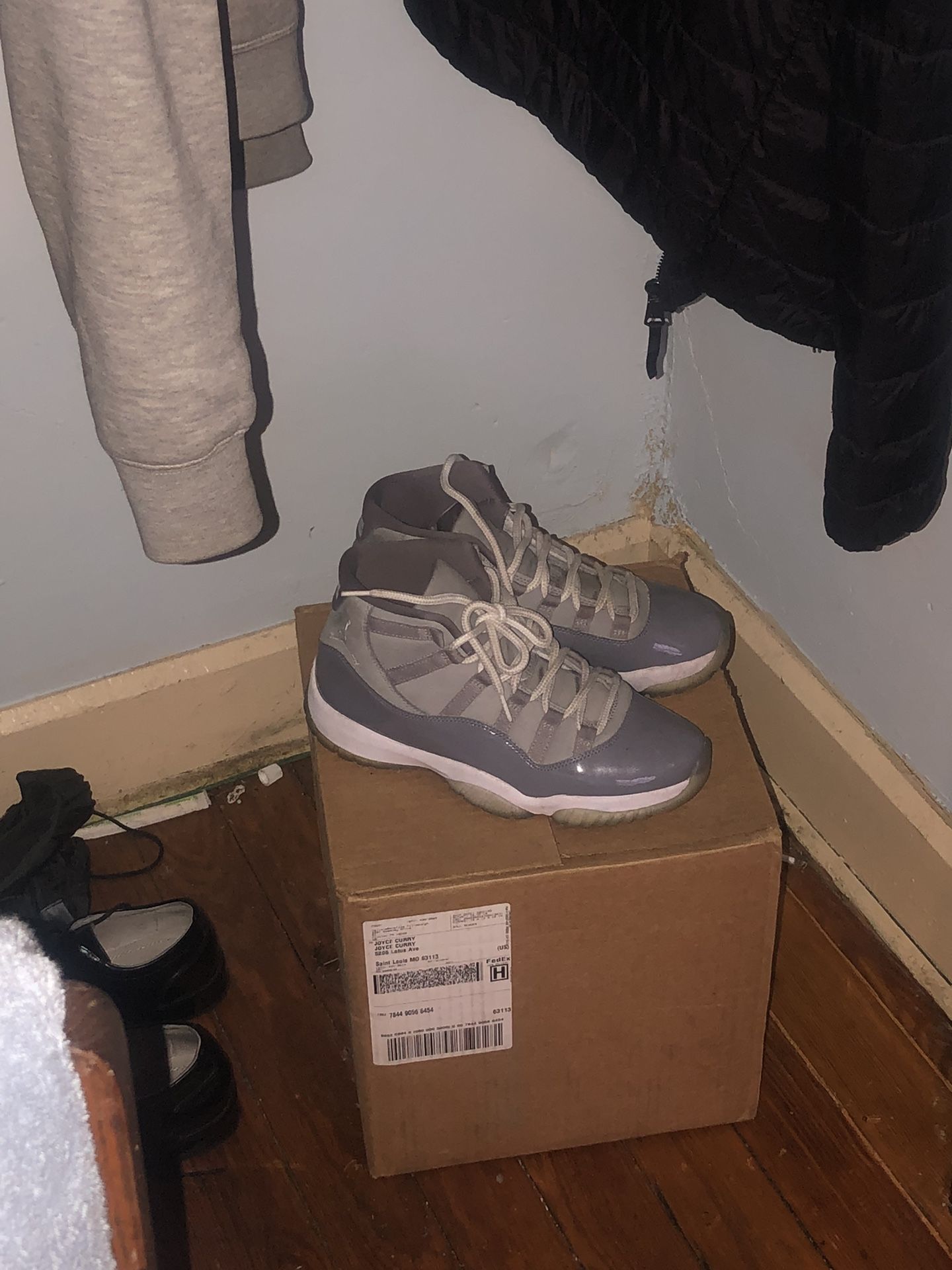 Air Jordan 11 Retros (Cool Grey)