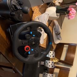 Slim Disc PS5 With Logitech G29 Gaming Wheel for Playstation bundle with Driving Force Shifter, 