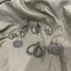 Selection Of 7 Pairs Of Earrings