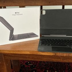 iPad Magic Keyboard