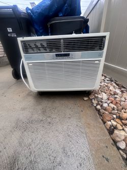 FOR sale is a FridgeAir AC  Very condition -