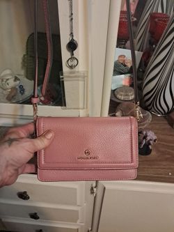 A new MICHAEL KORS WALLET PURSE LEATHER