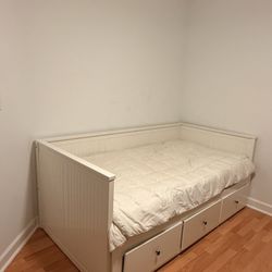 IKEA Hammer, Daybed