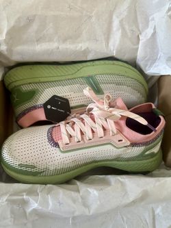 FLUX ADAPT TRAIL RUNNER Size 6 