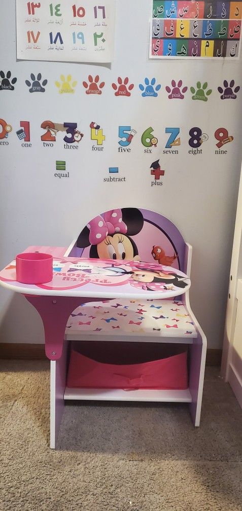 Disney Minnie Mouse Chair Desk With Storage Bin By Delta Children,  Pink