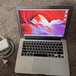 MacBook Air 13