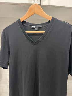 Y3 v neck Medium