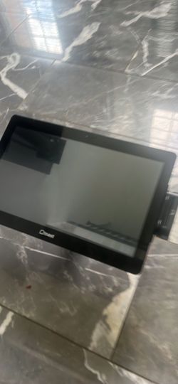 Toast 15” monitor with card reader
