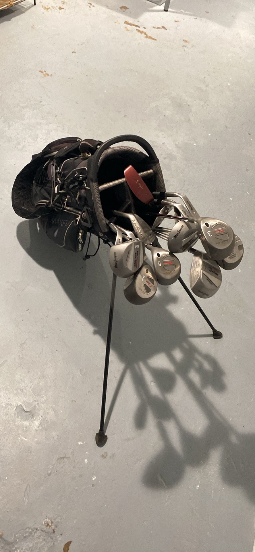 Golf Set Bag And Clubs