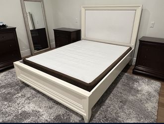 Z Gallerie Queen Bed
