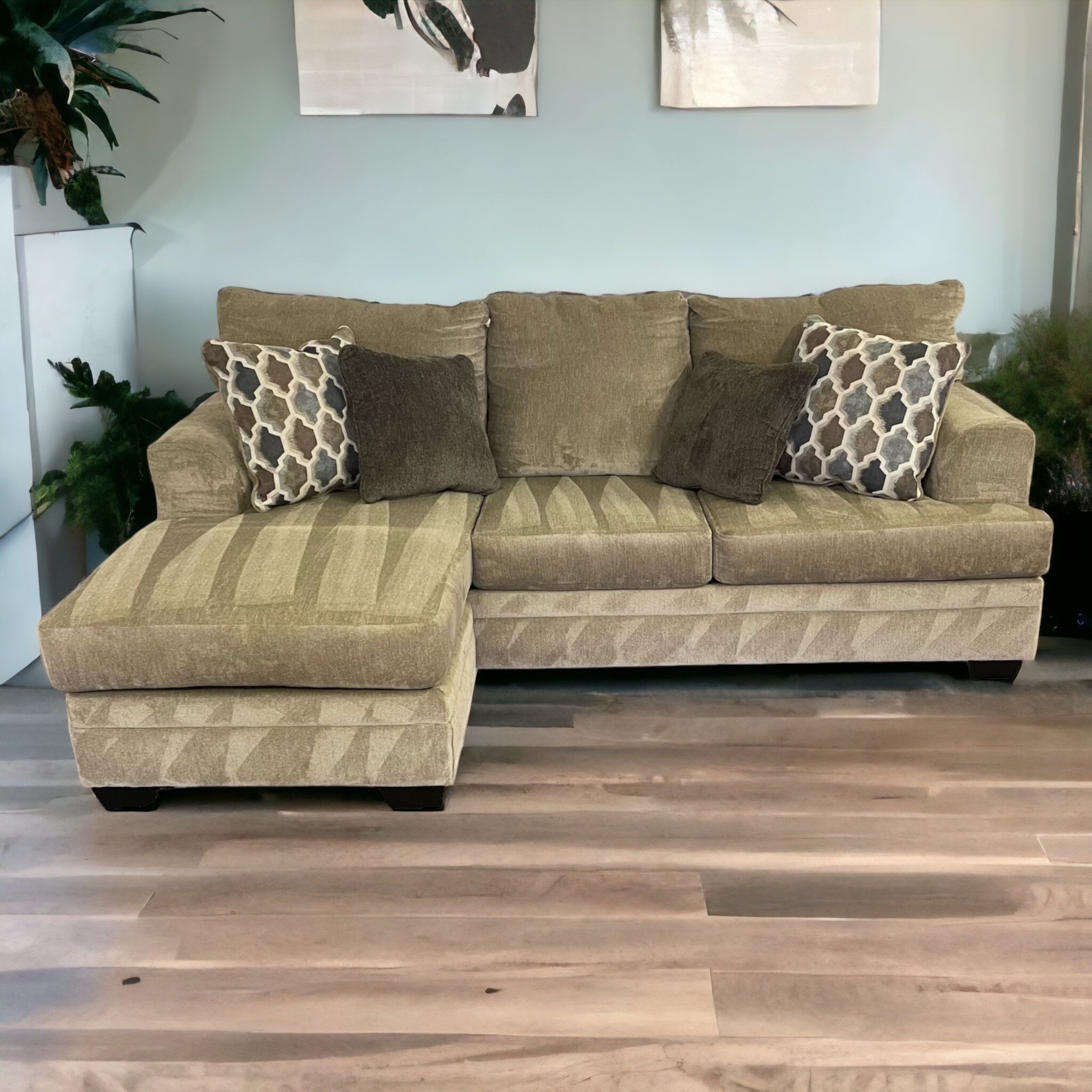 Ashley Furniture Reversible Sectional Sofa Couch **ALL NYC DELIVERY**