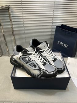 Brand-New Casual Sneakers