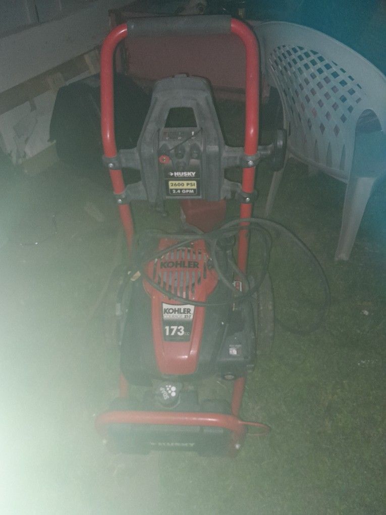 Pressure washer Gas Powered