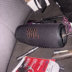 Bluetooth Speaker 