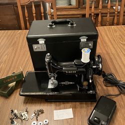 1955 Singer Featherweight 