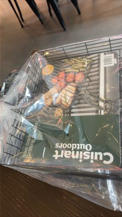 Non-stick grilling basket