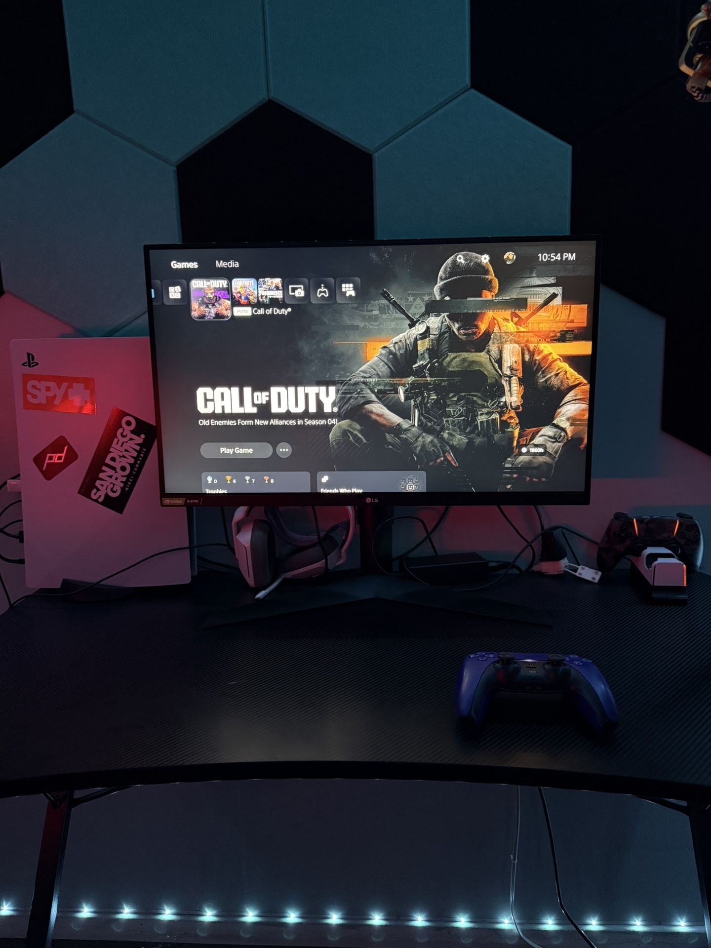 PS5 w/ Gaming Monitor