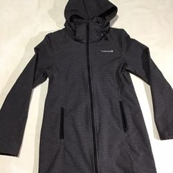 Avalanche Women’s Size Large Soft Fleece Lined Jacket  Runs Like A Medium 