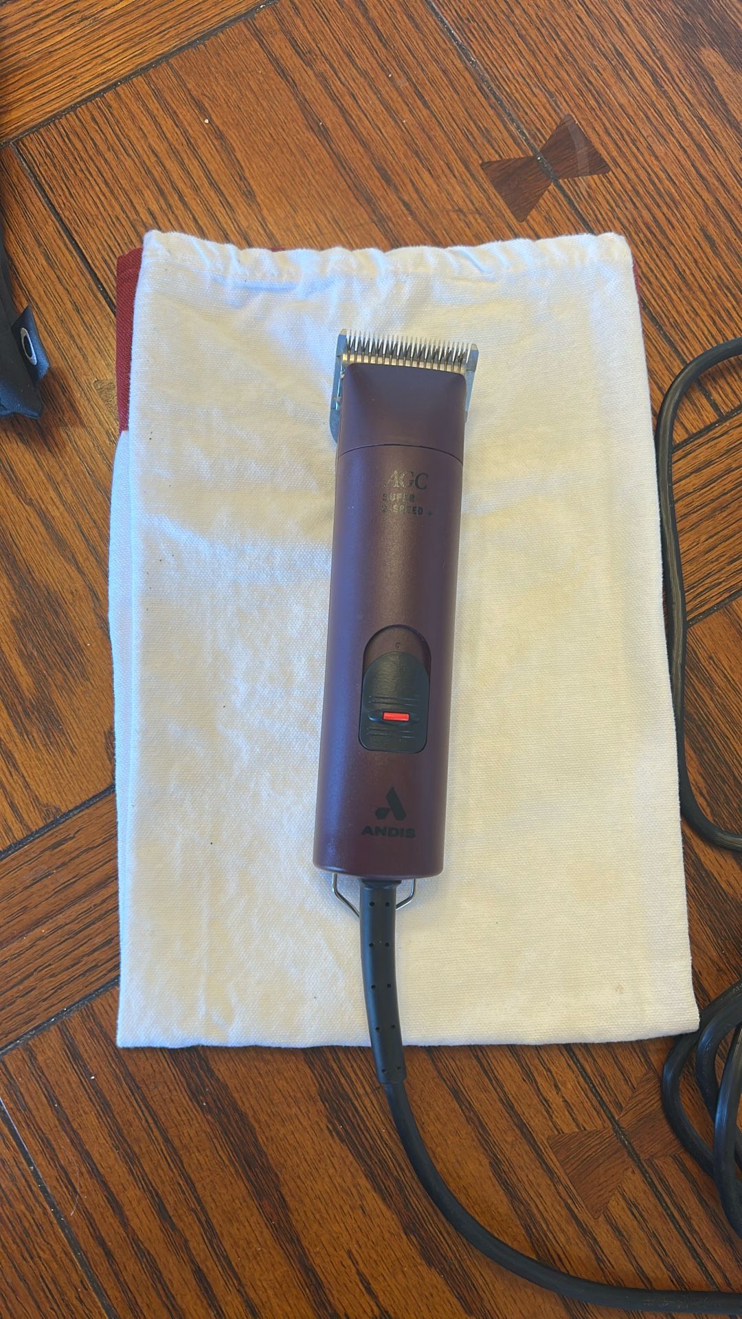 Andis dog clipper a GC super two speed Dog Clipper