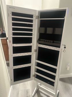 Jewelry Holder