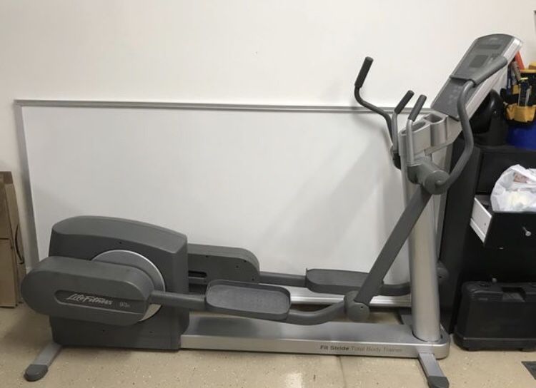 LifeFitness 93x Elliptical Trainer