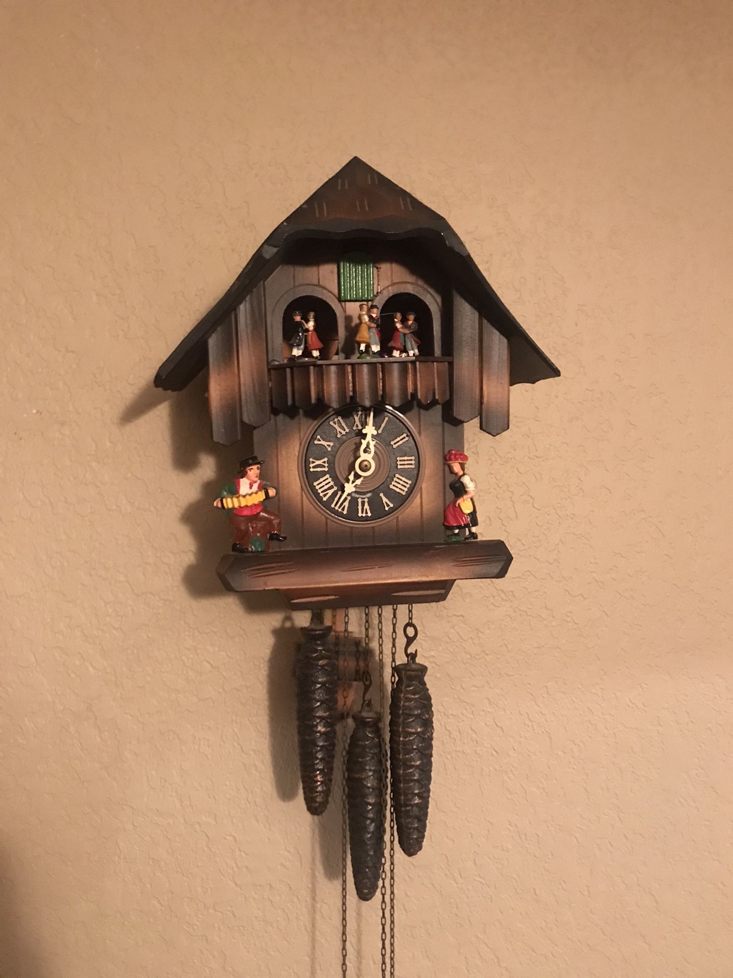 Cuendet Swiss Musical Movement Cukoo Clock