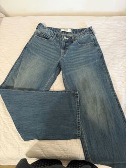 Hollister low rise baggy jeans