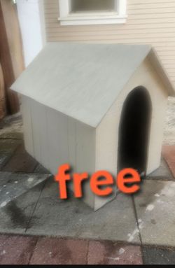 Free big dog house casita gratis Nevada y vine Ontario ca free 🐕