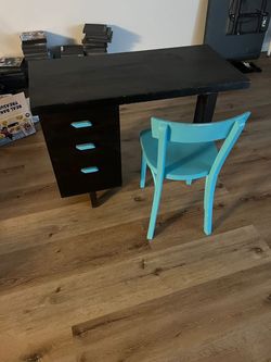 Kids wood desk and chair. FREE