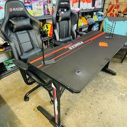 On Box Gaming Desk New $95 